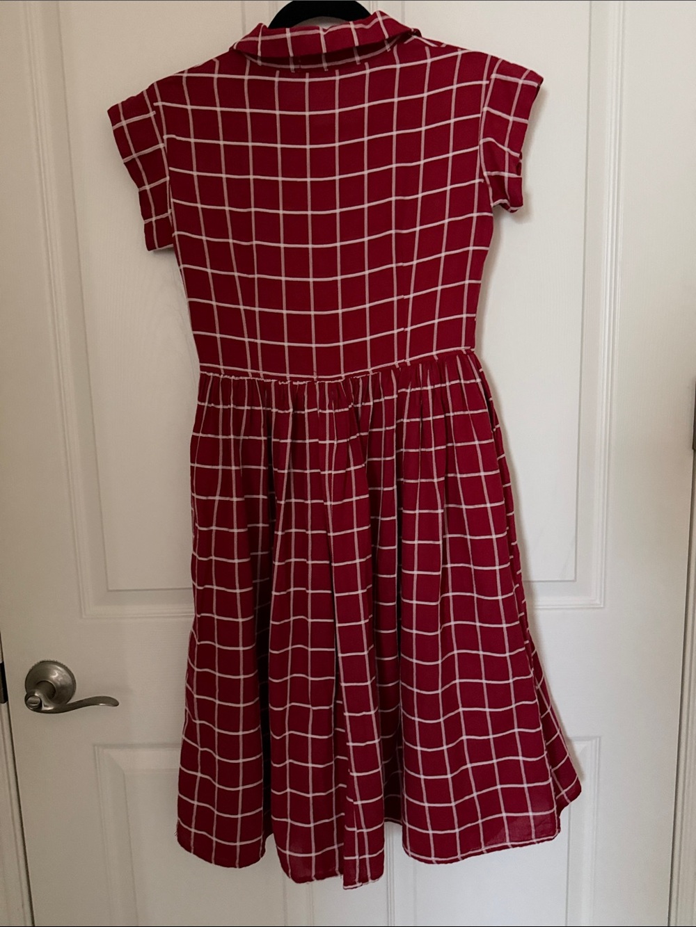 Mod Ref Red Grid Button-Front Collared Midi Dress - Picture 5 of 7